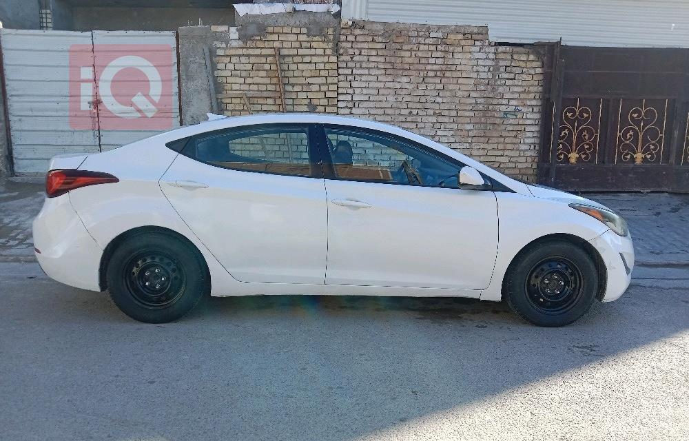 هيونداي النترا